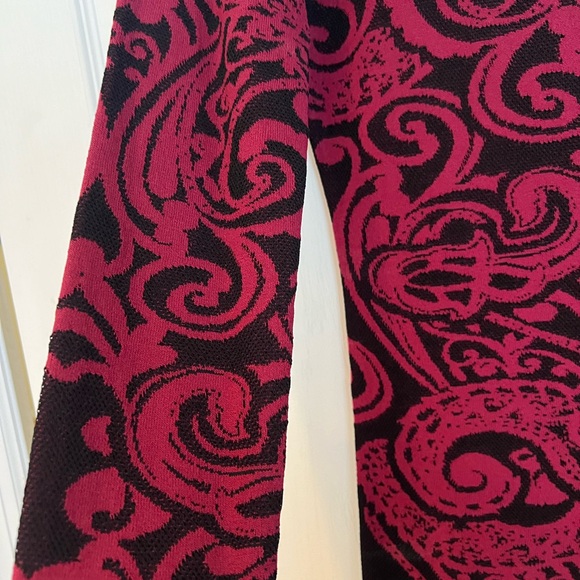 Cache XL burgundy and black gorgeous and elegant dress for any occasion - Picture 5 of 12